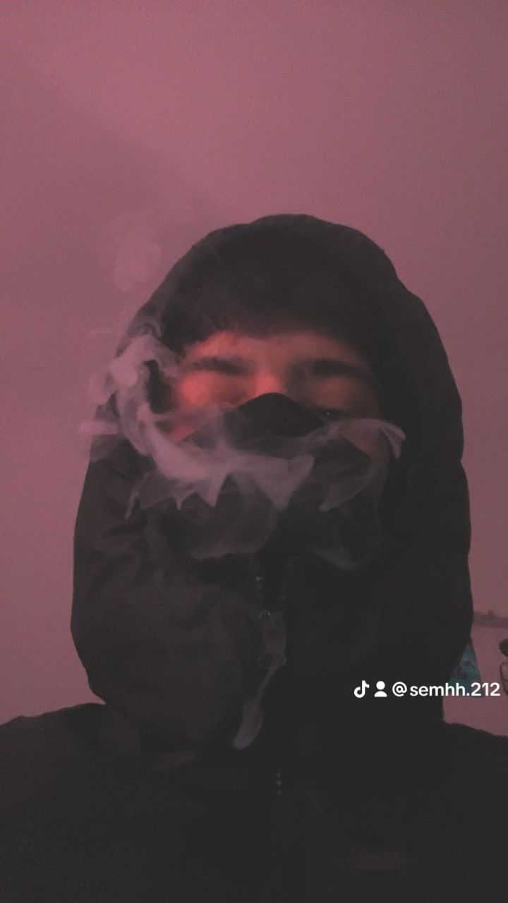 Dünyada Çok Çicek Var En Güzelide 